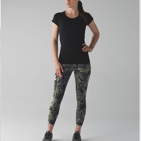 lululemon athletica Pants - 🦄 Rare Lululemon Tight Stuff Tight 🦄